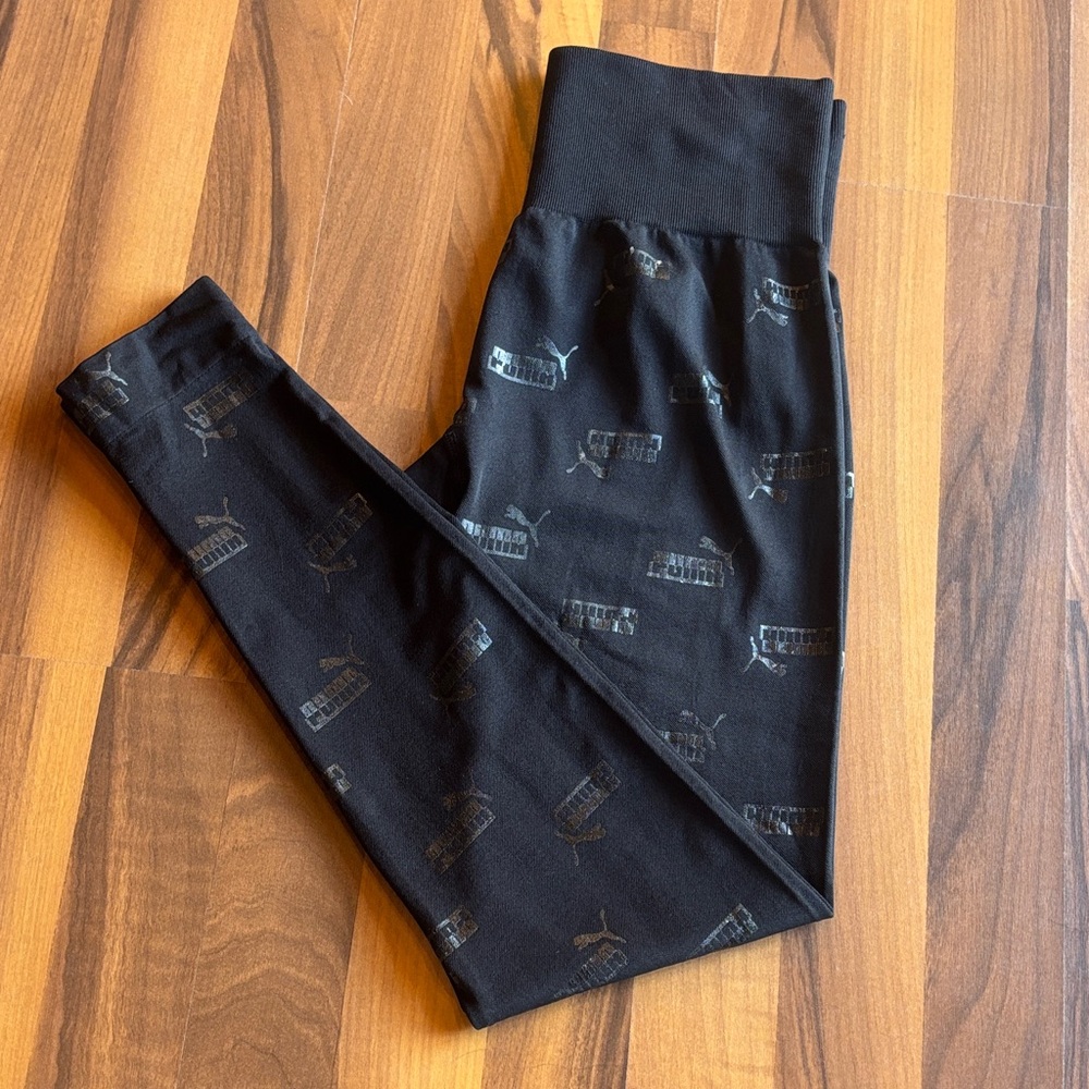 Puma Women’s Black Patterned Leggings
